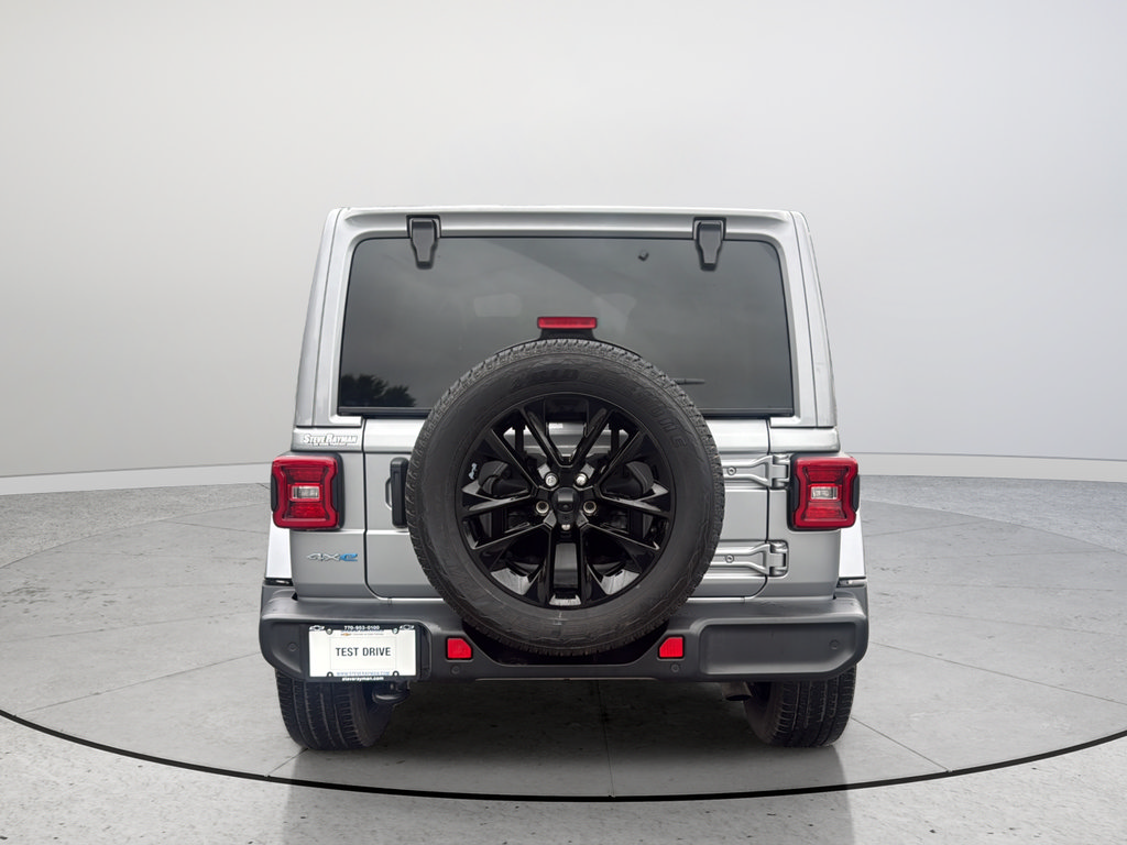 Used 2021 Jeep Wrangler Unlimited Sahara w/ Cold Weather Group AWD/4WD image 8