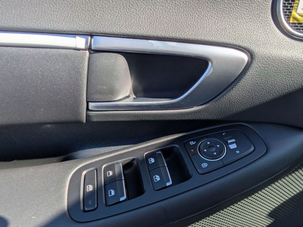 New 2025 Hyundai Sonata SEL image 13