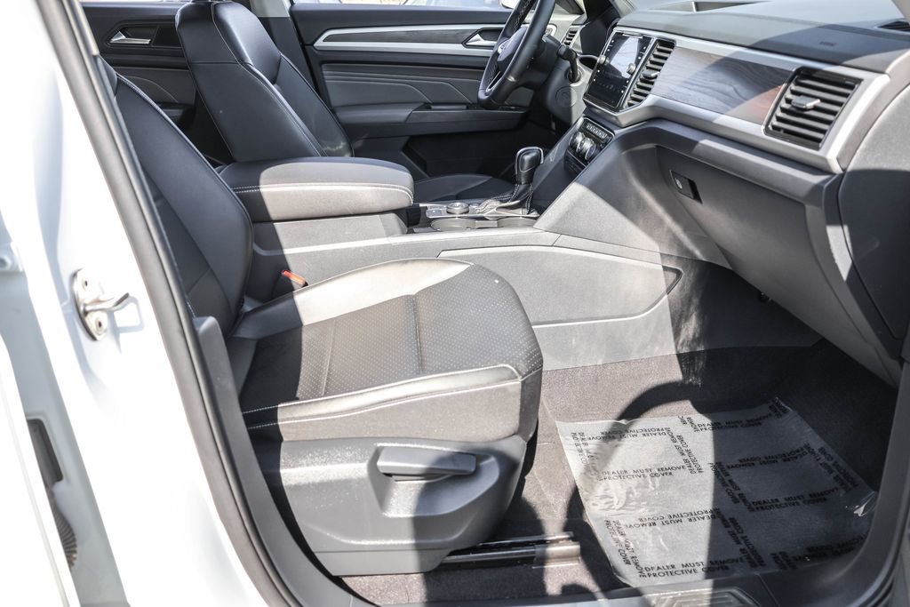 Certified 2023 Volkswagen Atlas SE image 39