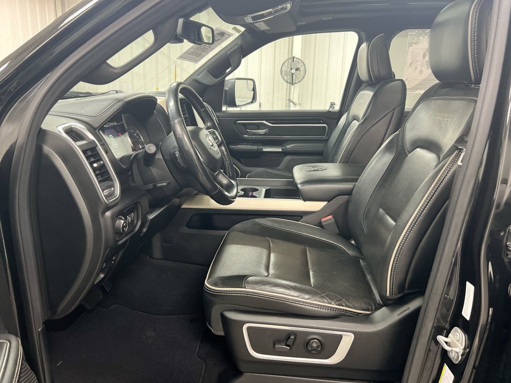 Used 2019 RAM 1500 Laramie w/ Sport Appearance Package AWD/4WD image 21