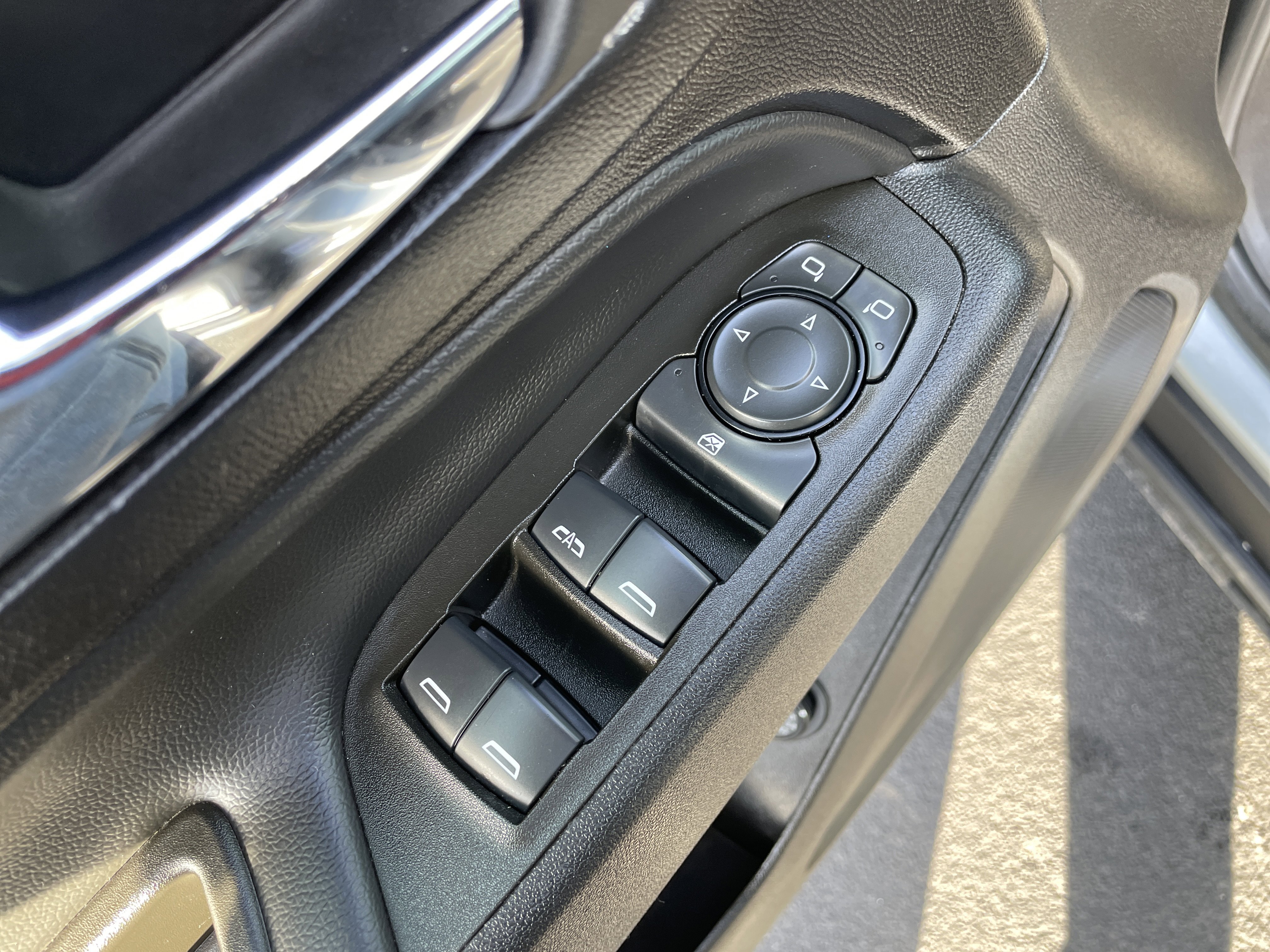 Certified 2024 Chevrolet Equinox LT image 20