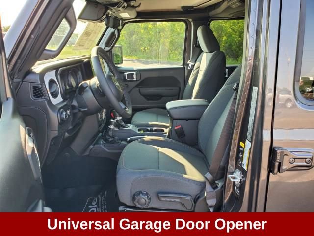 New 2025 Jeep Gladiator Sport image 11