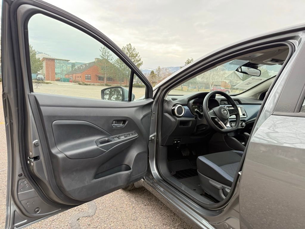 New 2025 Nissan Versa SV image 11