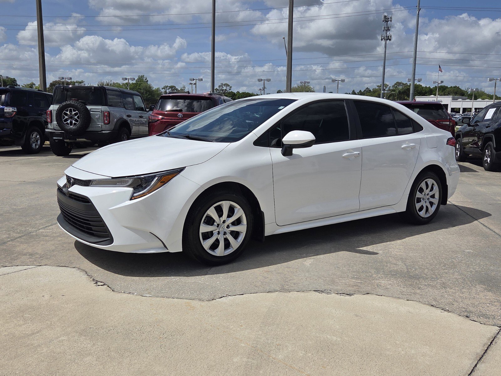 Certified 2025 Toyota Corolla LE image 3
