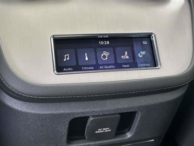 New 2027 Lincoln Navigator Reserve w/ Jet Appearance Package AWD/4WD image 10