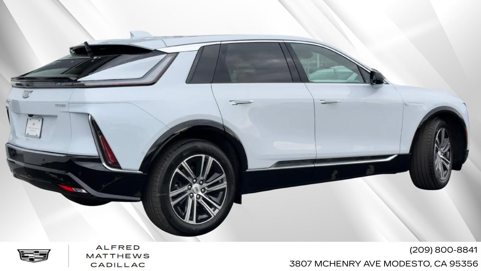 New 2026 Cadillac Lyriq Luxury image 3