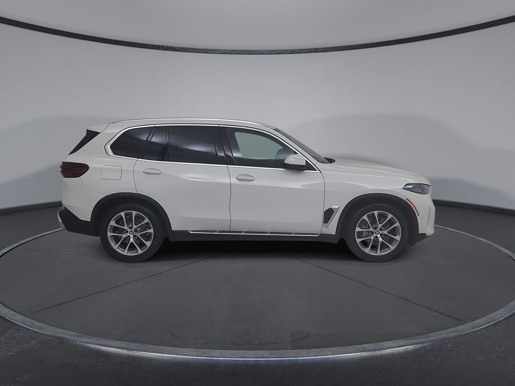 Used 2025 BMW X5 xDrive50e AWD/4WD image 18