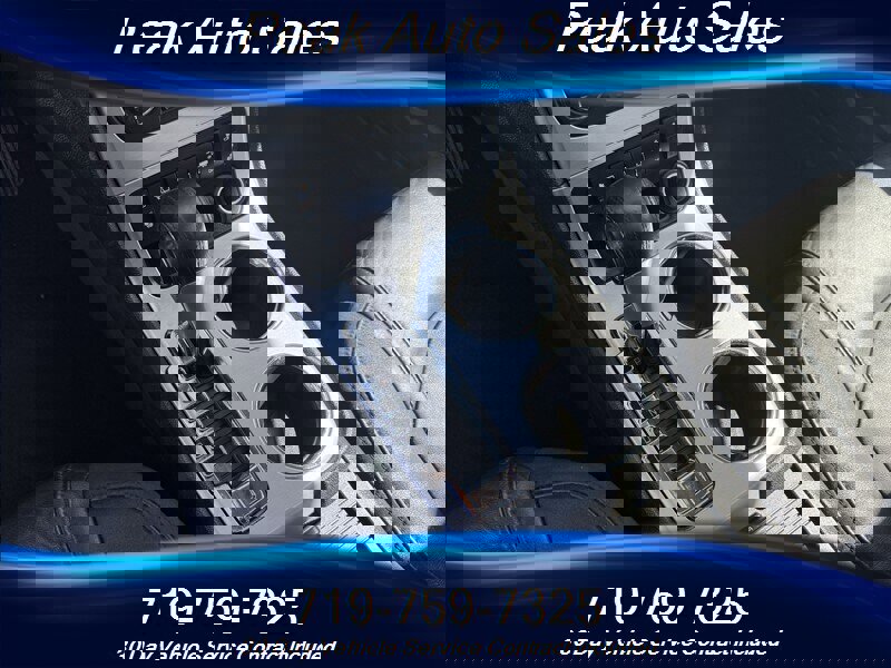 Used 2012 GMC Acadia SLT image 29