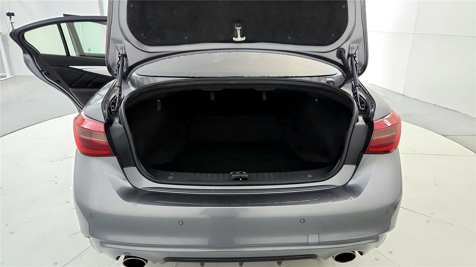 Used 2021 INFINITI Q50 Luxe w/ Seat & Sound Package image 20