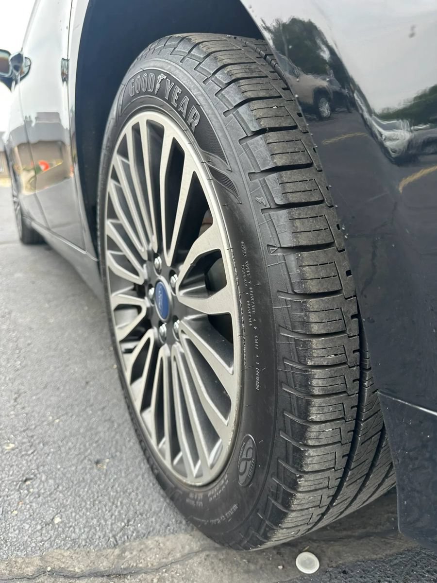 Used 2018 Ford Fusion Titanium AWD/4WD image 7
