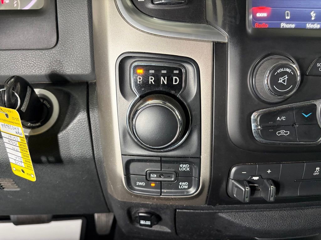 Used 2018 RAM 1500 SLT image 11