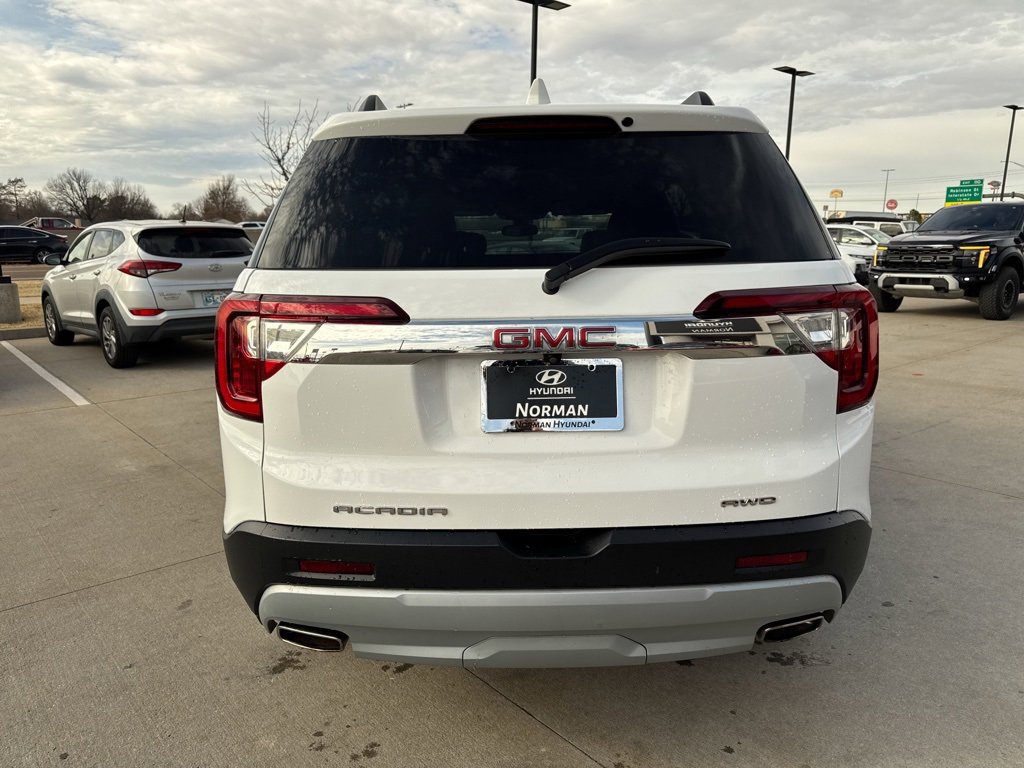 Used 2023 GMC Acadia SLT image 5