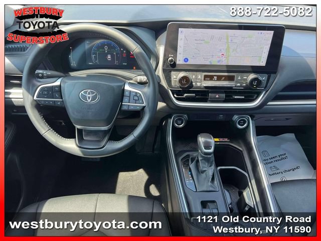 Used 2026 Toyota Grand Highlander AWD image 17
