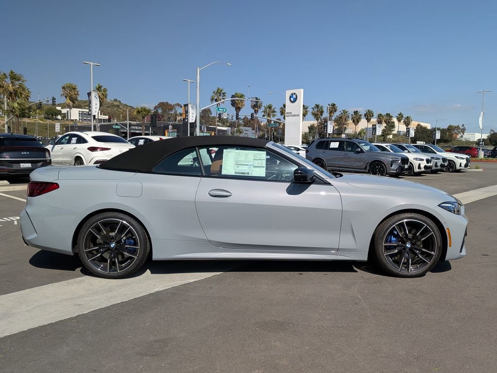 New 2026 BMW M440i Convertible image 3