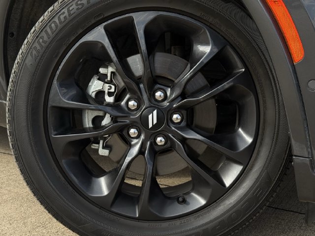 Used 2025 Dodge Durango R/T AWD/4WD image 9