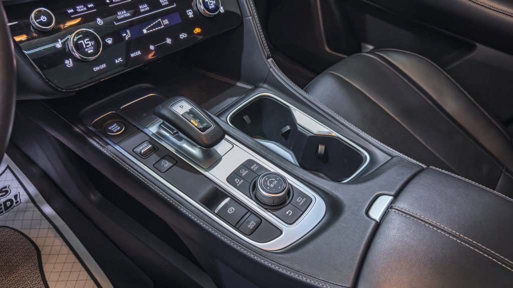 Used 2023 INFINITI QX60 Luxe w/ Cargo Package image 40