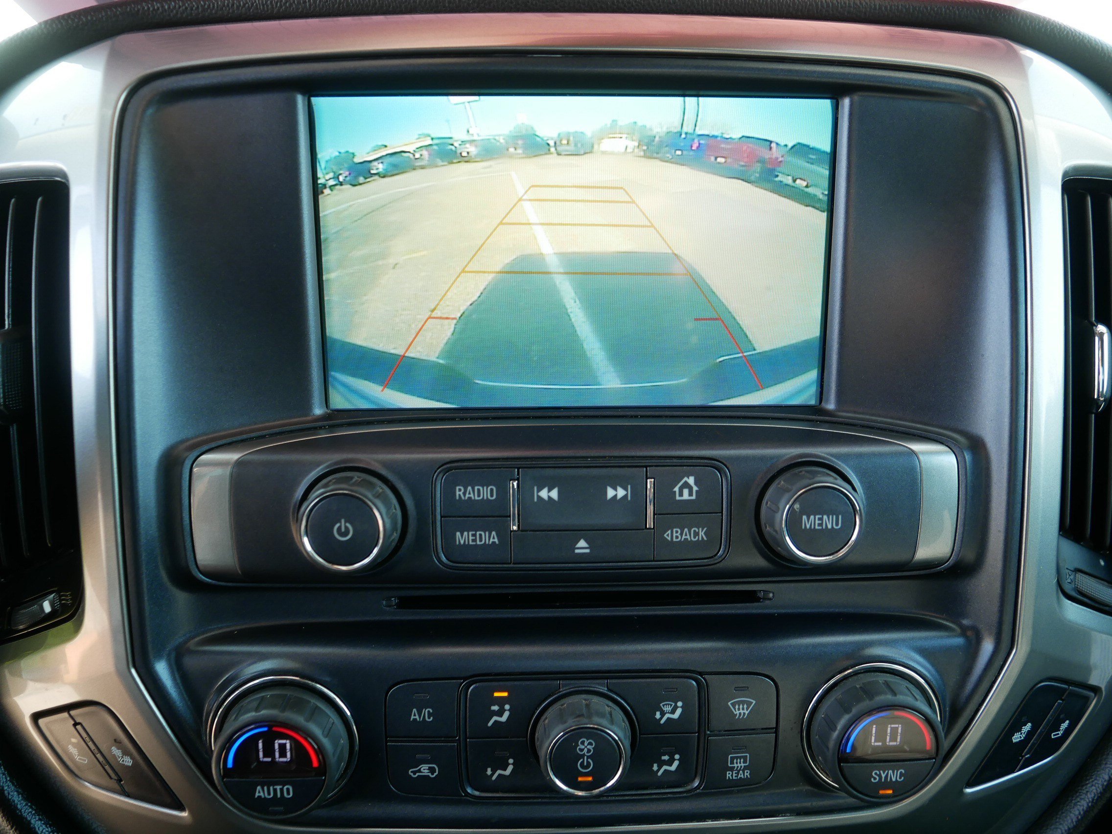 Used 2018 Chevrolet Silverado 1500 LT w/ All Star Edition AWD/4WD image 27