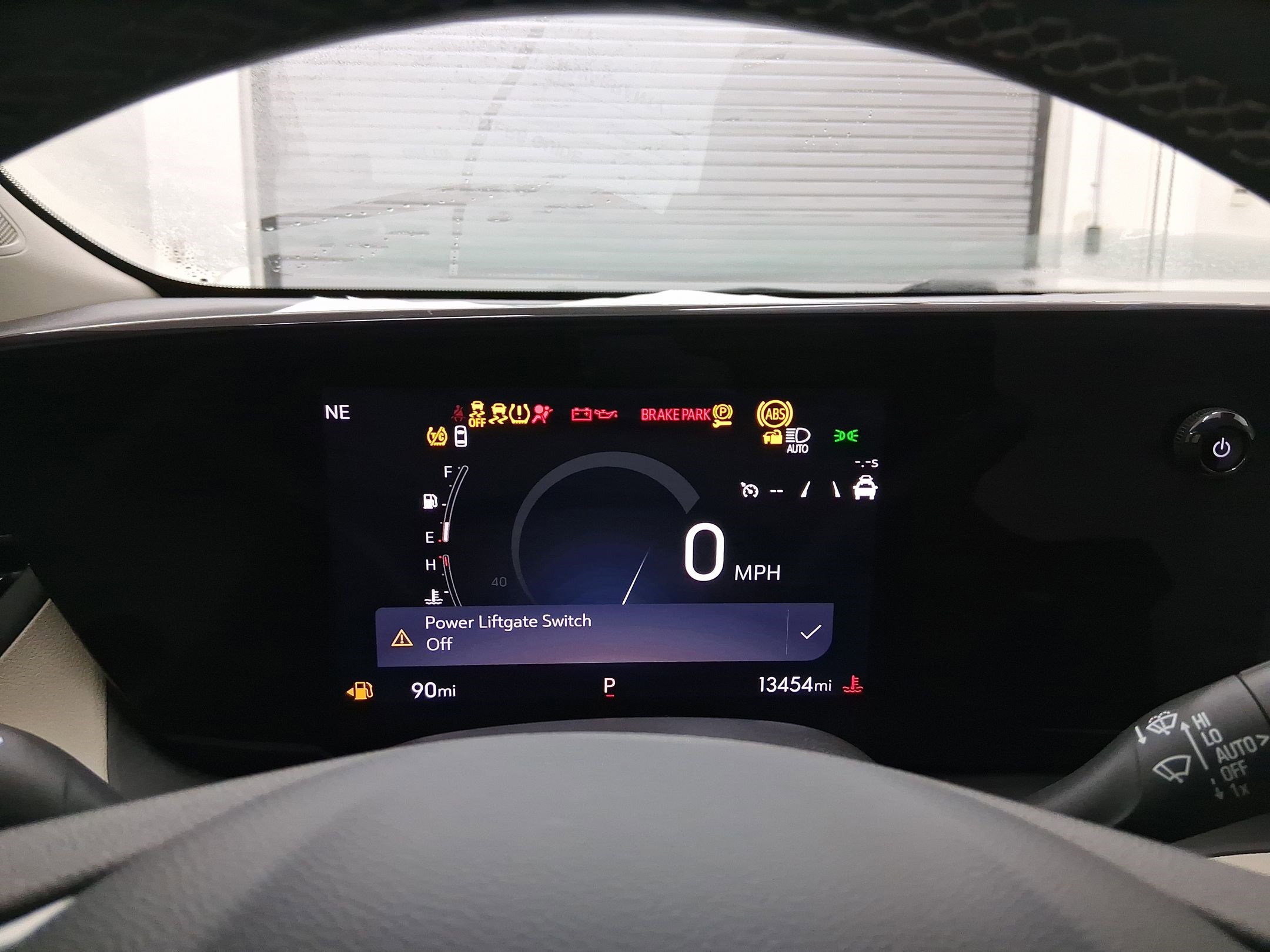 Used 2025 Buick Encore GX Avenir w/ Avenir Technology Package image 19