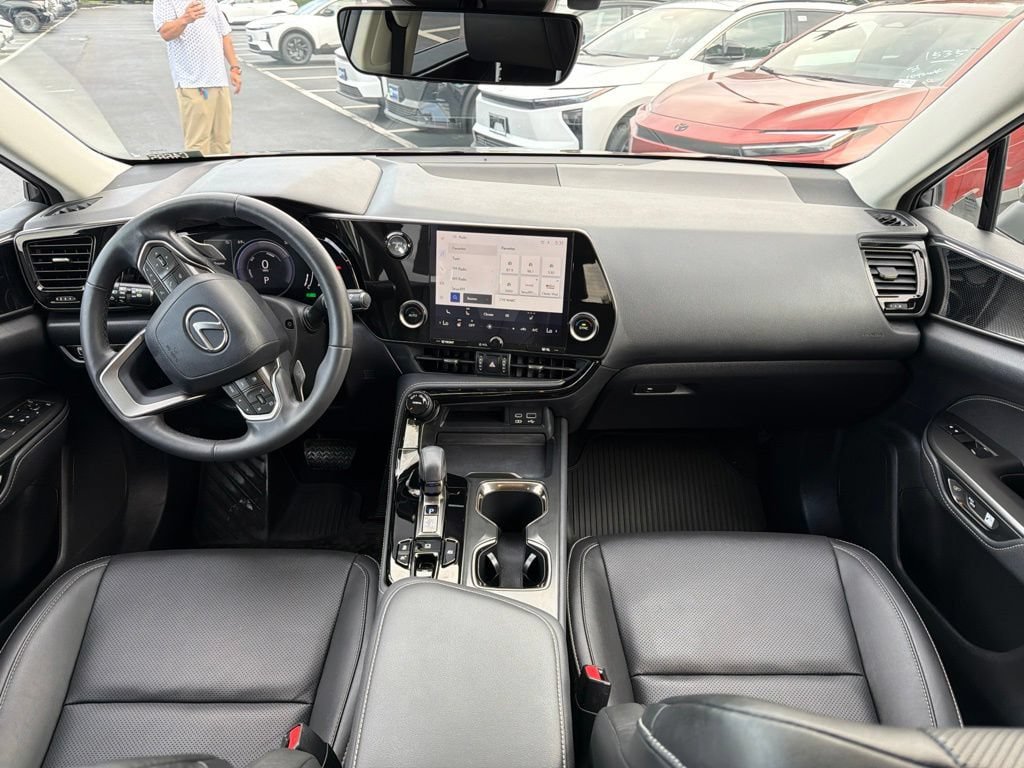 Used 2022 Lexus NX 350h AWD w/ Towing Package (2000 Lbs) image 17