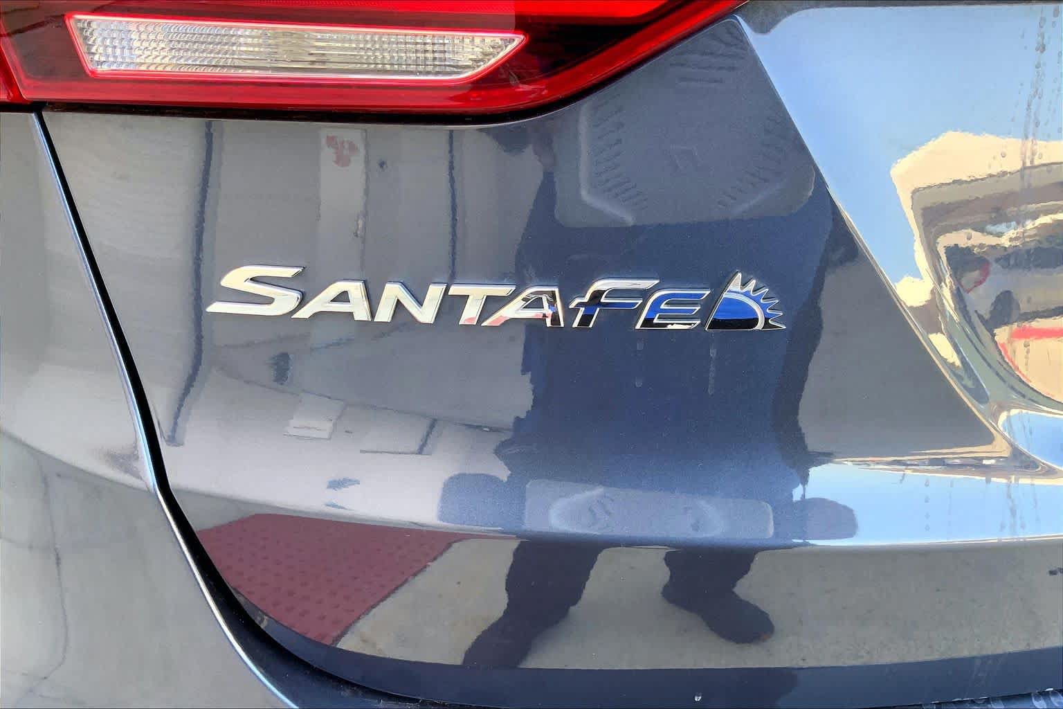 Used 2017 Hyundai Santa Fe Sport FWD image 33
