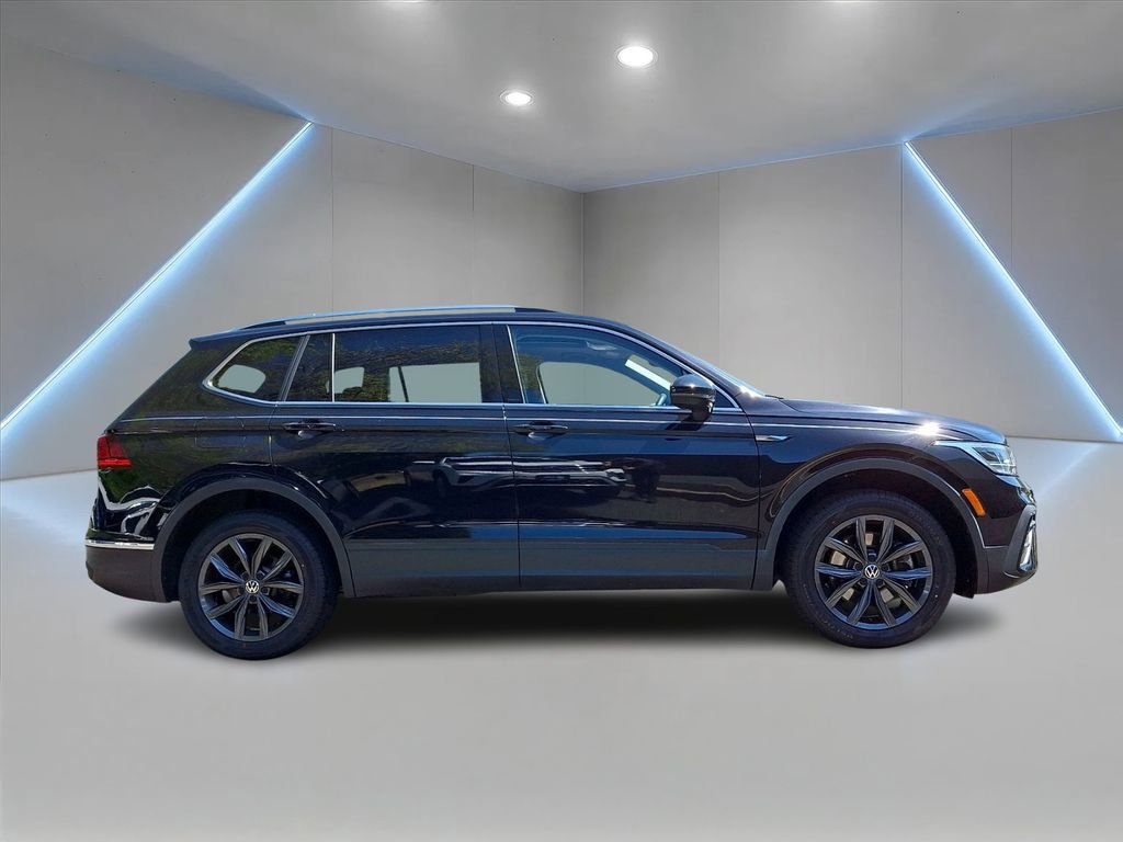 Certified 2023 Volkswagen Tiguan SE FWD image 4