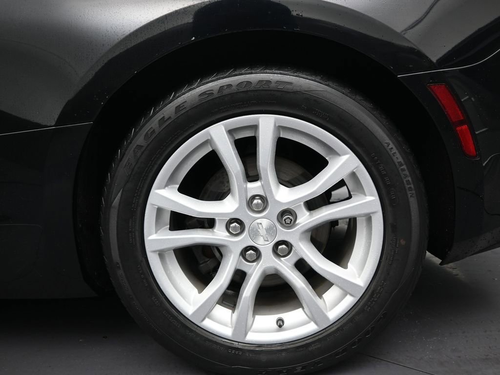 Used 2019 Chevrolet Camaro LS image 10