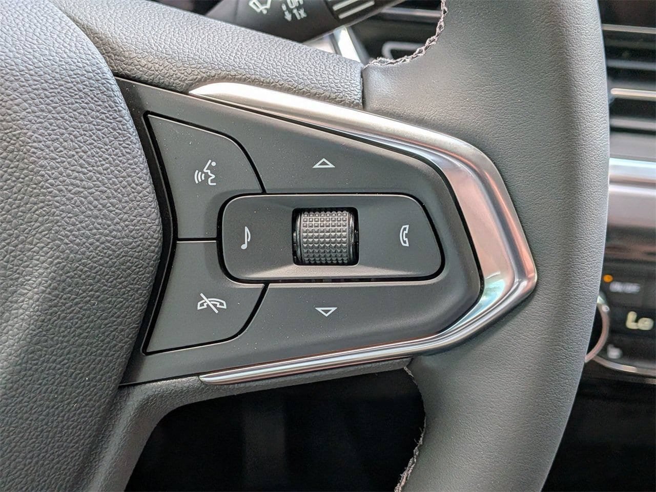 New 2026 Chevrolet Trax ACTIV w/ Driver Confidence Package FWD image 13