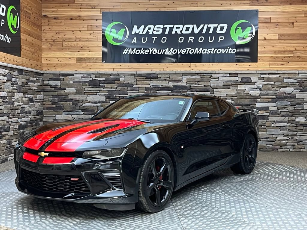 Used 2016 Chevrolet Camaro SS RWD image 8