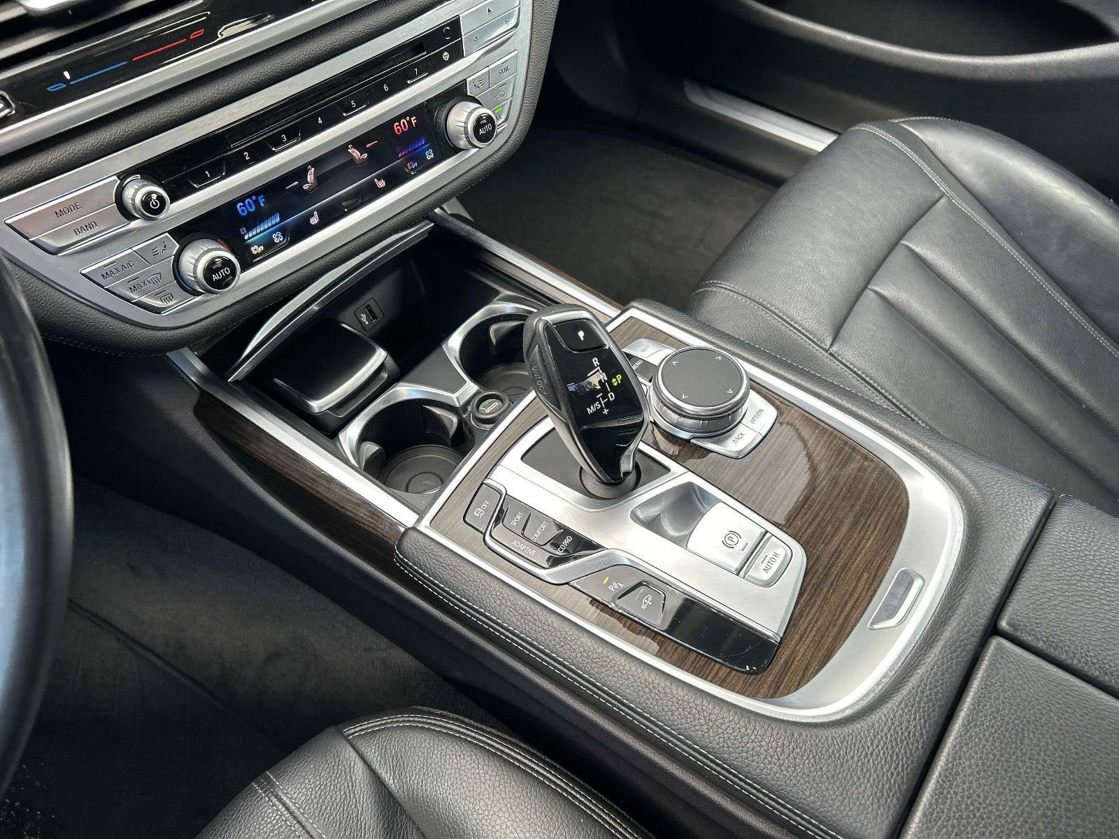 Used 2019 BMW 740i RWD image 18