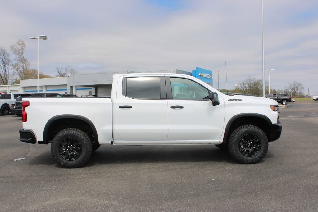 New 2026 Chevrolet Silverado 1500 ZR2 image 9