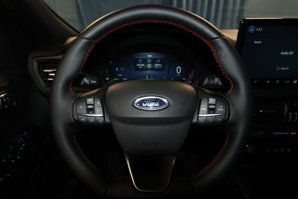 Used 2025 Ford Escape ST-Line Select w/ Tech Pack #2 AWD/4WD image 12