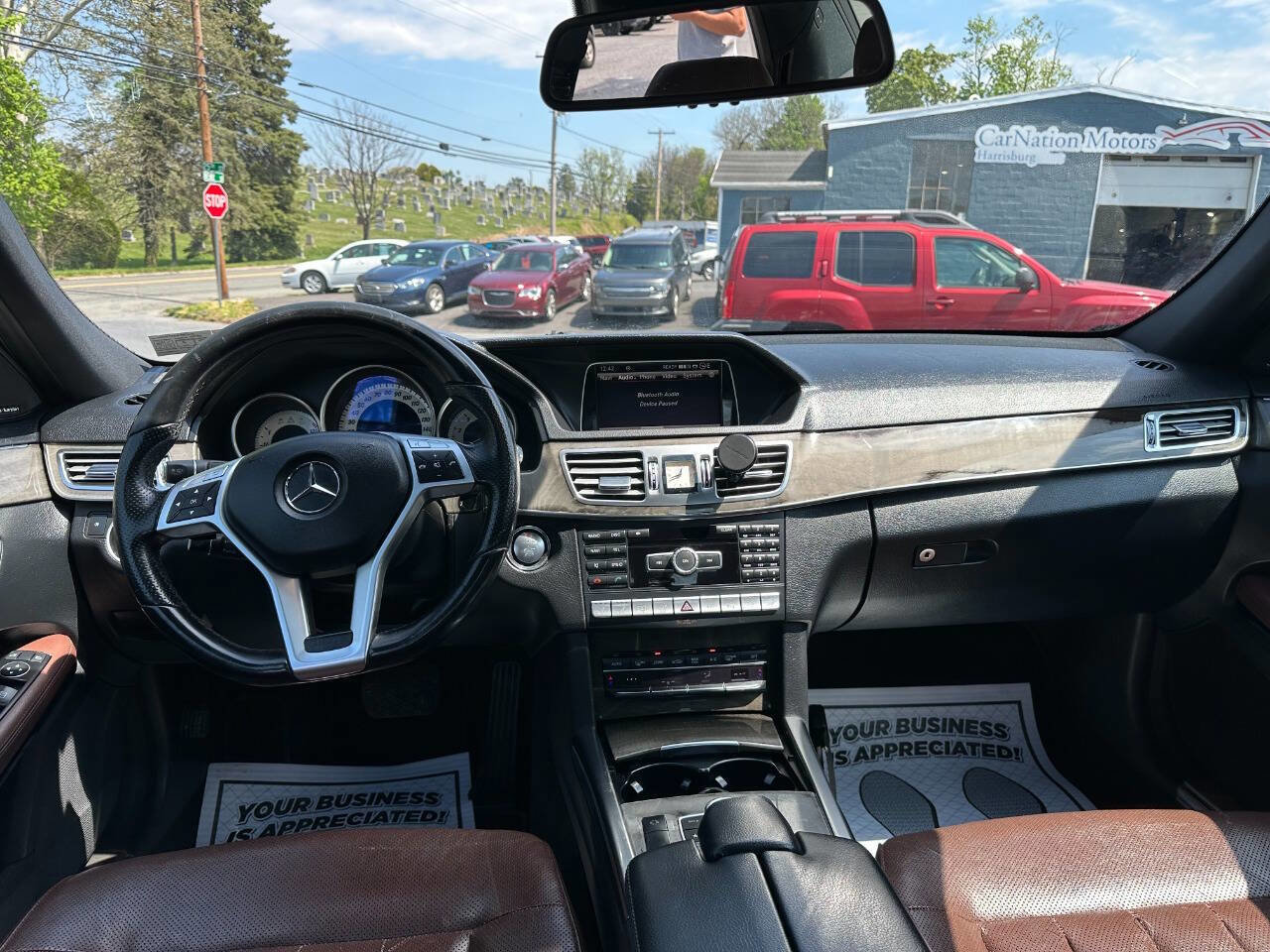 Used 2014 Mercedes-Benz E 550 4MATIC Sedan image 19