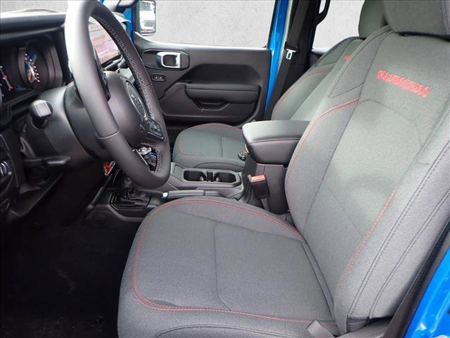 New 2026 Jeep Wrangler Unlimited Rubicon w/ Technology Group AWD/4WD image 11