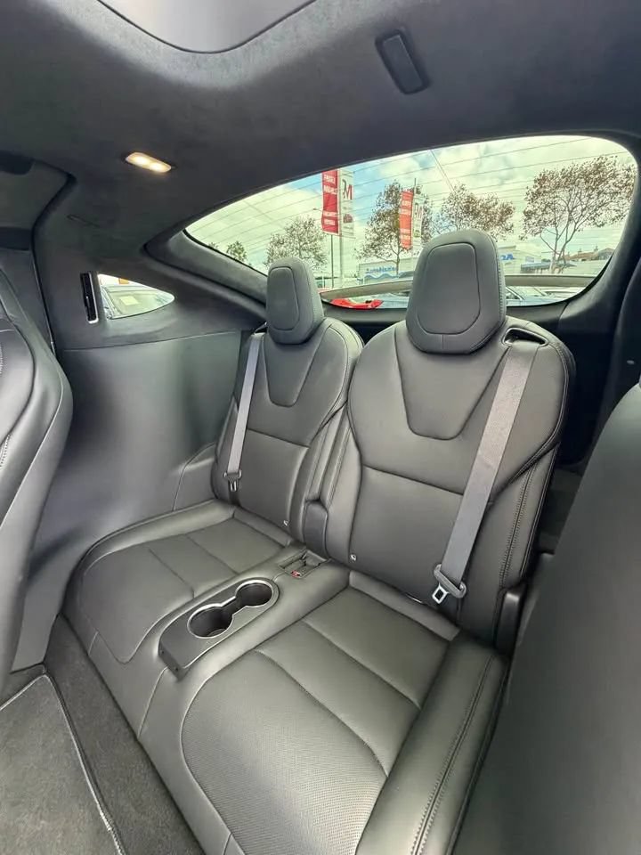 Used 2026 Tesla Model X AWD/4WD image 12