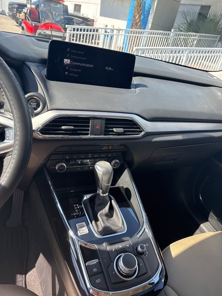 Used 2021 MAZDA CX-9 Touring w/ Touring Premium Package FWD image 16