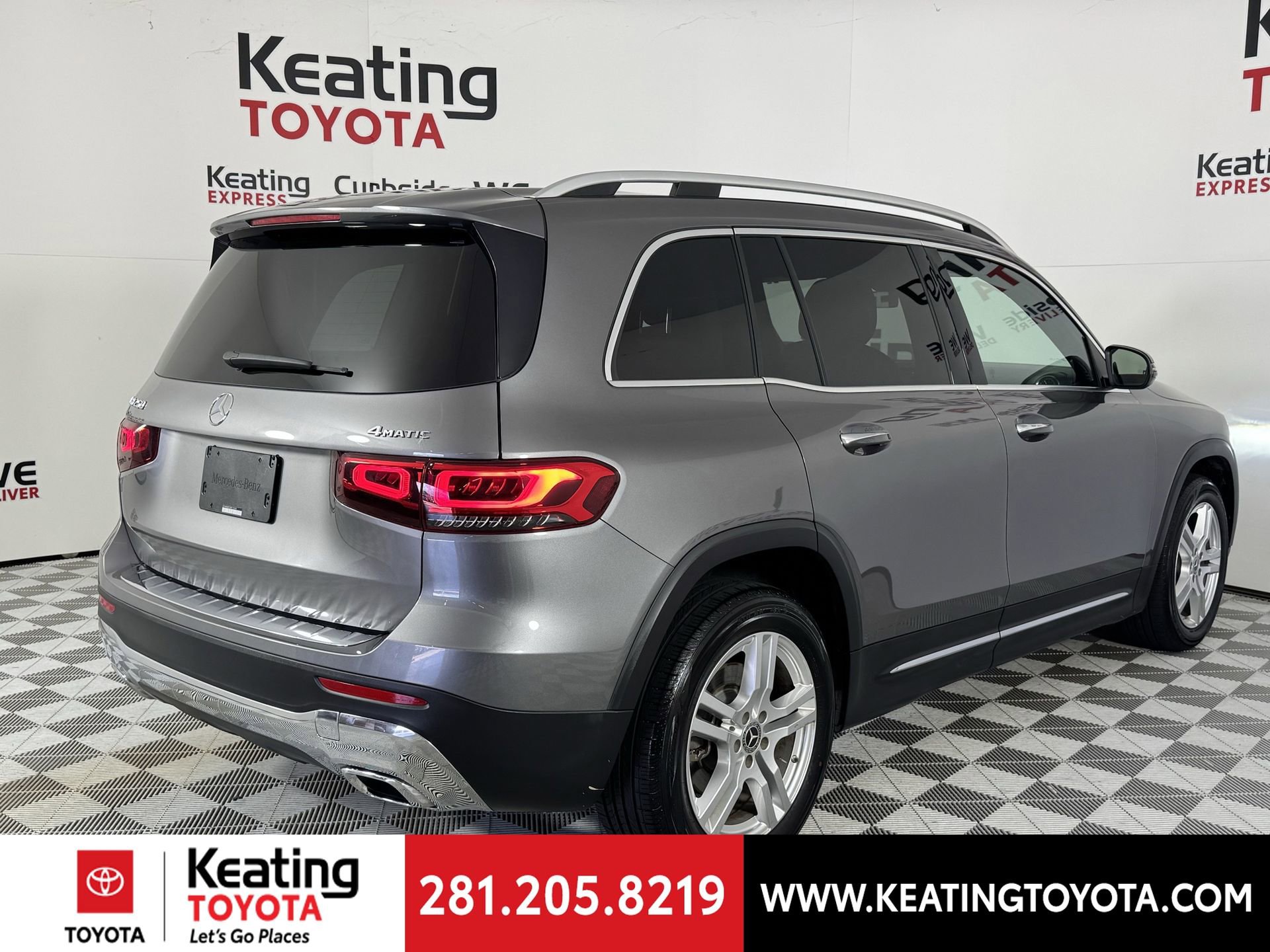 Used 2021 Mercedes-Benz GLB 250 4MATIC image 3