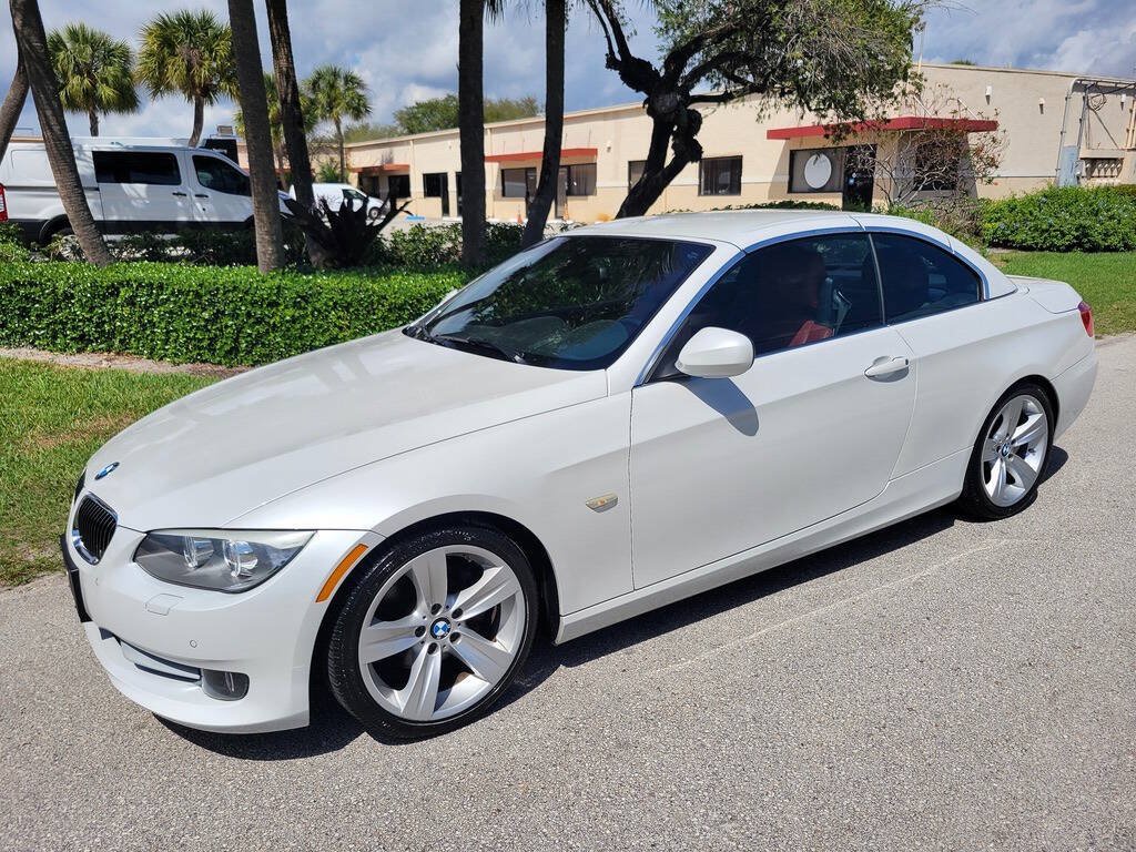 Used 2011 BMW 328i Convertible w/ Premium Pkg RWD image 6