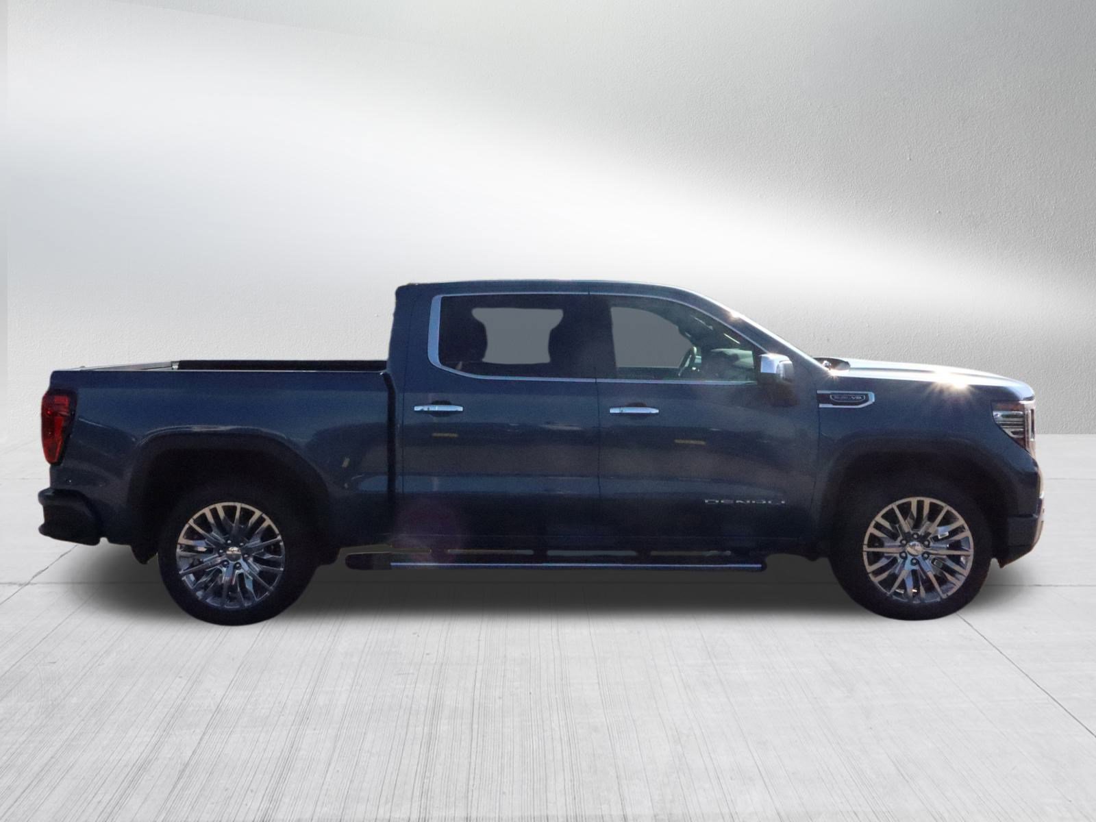 New 2026 GMC Sierra 1500 Denali w/ Technology Package image 8