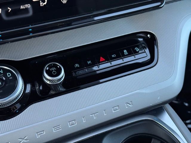 Certified 2025 Ford Expedition Max Active image 16