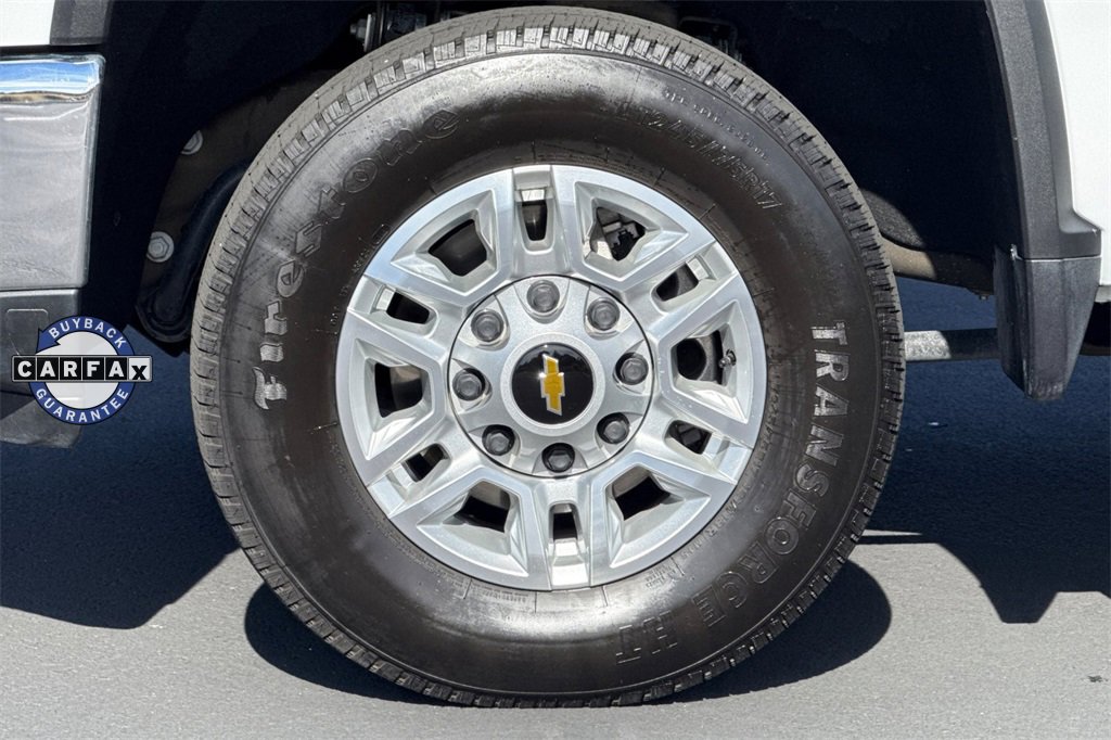 Used 2024 Chevrolet Silverado 2500 LT w/ Convenience Package image 13