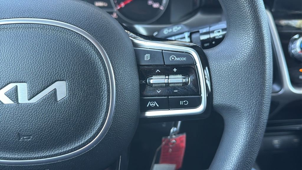 Used 2023 Kia Sorento LX AWD/4WD image 27