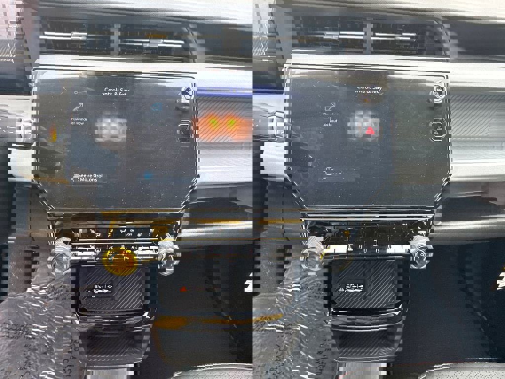 New 2027 Chevrolet Bolt RS w/ Technology Package image 29