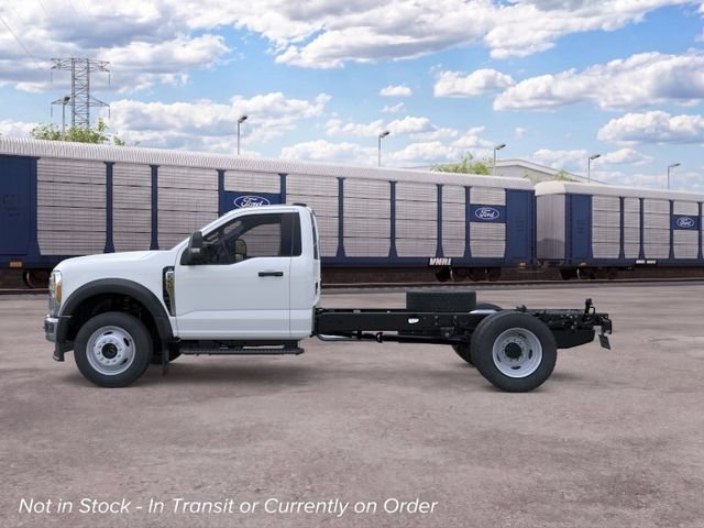 New 2026 Ford F550 4x4 Regular Cab Super Duty image 4