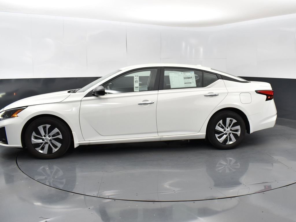 New 2025 Nissan Altima 2.5 S image 4