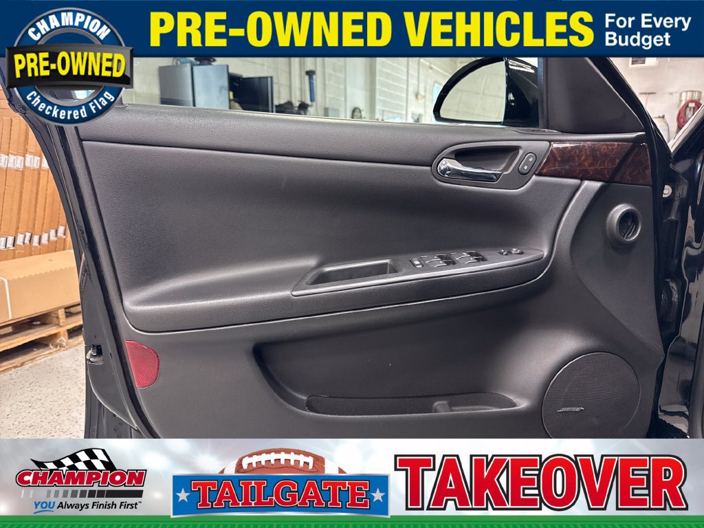 Used 2015 Chevrolet Impala LTZ FWD image 13