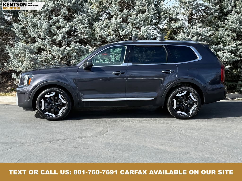 Used 2025 Kia Telluride S image 4