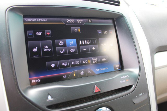 Used 2015 Ford Explorer XLT w/ Equipment Group 202A FWD image 27