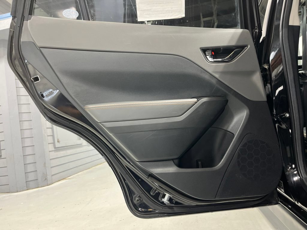 Certified 2024 Subaru Crosstrek 2.5i Limited w/ Crosstrek Mirror Package AWD/4WD image 27