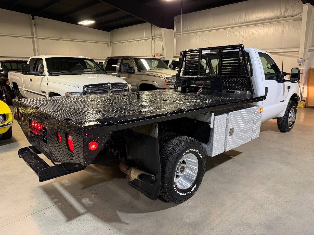 Used 1999 Ford F350 4x4 Regular Cab DRW Super Duty image 8