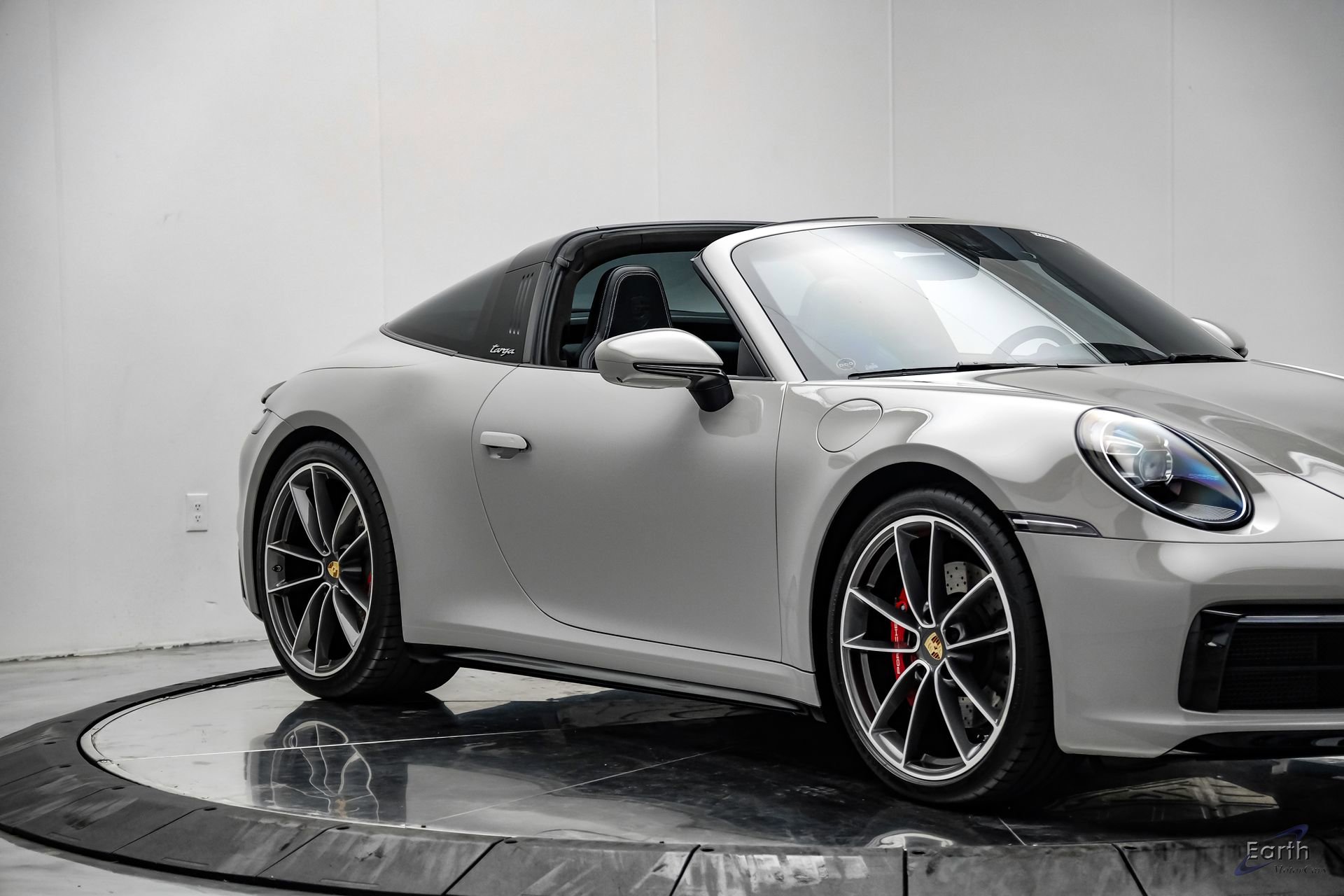 Used 2022 Porsche 911 Targa 4S AWD/4WD image 32